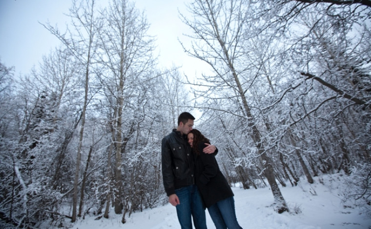 Winter engagement photo, Alaska
